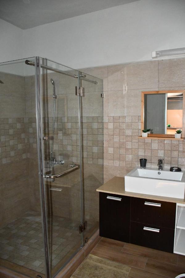 Bel Appartement Proche De La Plage تراوْ أوكس بيتْشيز المظهر الخارجي الصورة